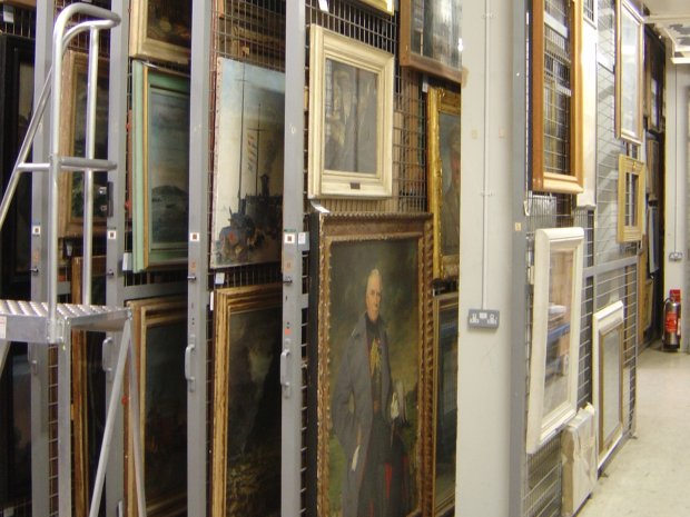 5 Things to Consider When Storing and Archiving Artworks